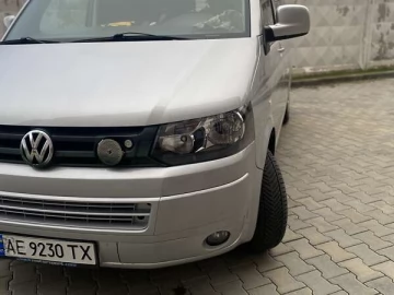 Авто Volkswagen Transporter 2008 № 7413527