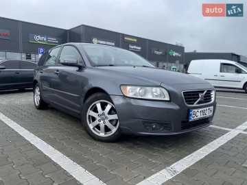 Авто Volvo V50 2009 № 7413741