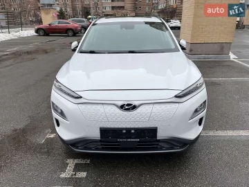 Авто Hyundai Kona Electric 2019 № 7414156