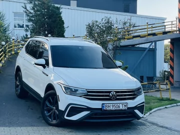 Авто Volkswagen Tiguan 2021 № 7414245