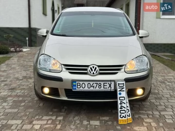 Авто Volkswagen Golf 2004 № 7414309