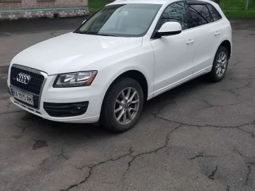 Авто Audi Q5 2010 № 7414625