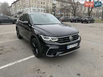 Авто Volkswagen Tiguan 2023 № 7414779