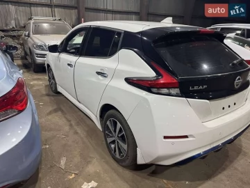 Авто Nissan Leaf 2021 № 7415452