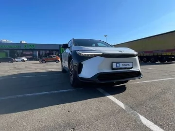Авто Toyota Bz4X 2023 № 7415691