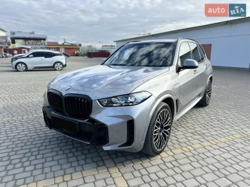 Авто BMW X5 2023 № 7415728