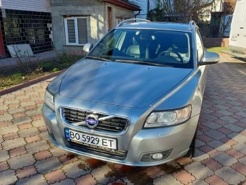 Авто Volvo V50 2011 № 7415934