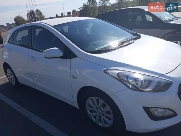 Авто Hyundai I30 2016 № 7415951