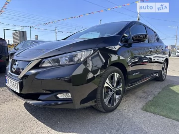 Авто Nissan Leaf 2018 № 7416053