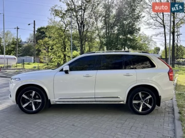 Авто Volvo Xc90 2018 № 7416222