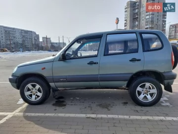 Авто Chevrolet Niva 2007 № 7416343
