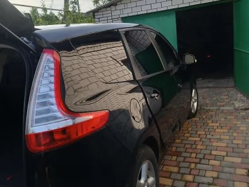 Авто Renault Grand Scenic 2011 № 7417605