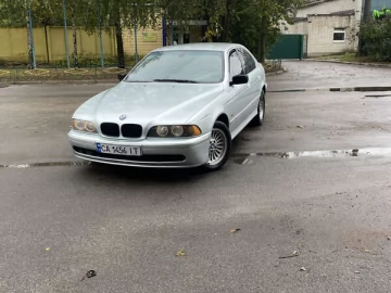 Авто BMW 5 Series 2001 № 7418718