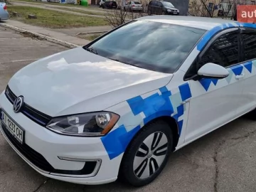 Авто Volkswagen E-Golf 2016 № 7419150