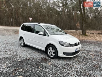 Авто Volkswagen Touran 2012 № 7419176
