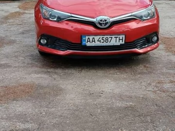 Авто Toyota Auris 2016 № 7419427