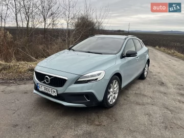 Авто Volvo V40 Cross Country 2017 № 7419776