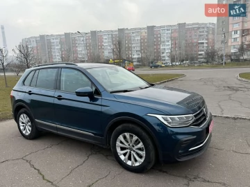 Авто Volkswagen Tiguan 2021 № 7419931