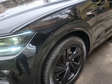 Авто Volkswagen Touareg 2023 № 7420032