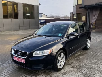 Авто Volvo V50 2008 № 7420340