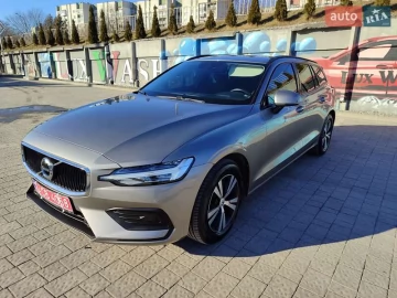 Авто Volvo V60 2019 № 7421288