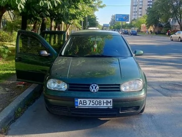 Авто Volkswagen Golf 2000 № 7421709