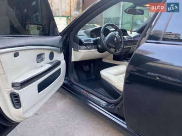 Авто BMW 7 Series 2005 № 7421879