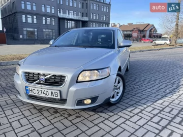 Авто Volvo V50 2009 № 7422062