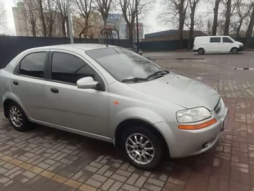 Авто Chevrolet Aveo 2005 № 7422691