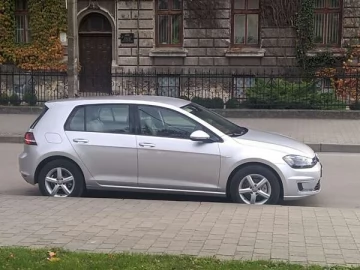 Авто Volkswagen E-Golf 2015 № 7422975