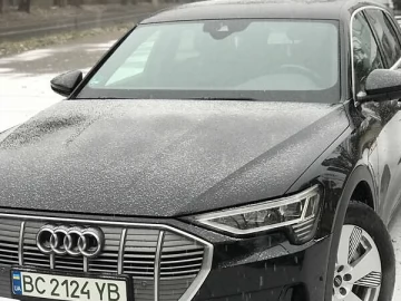 Авто Audi E-Tron 2021 № 7423061