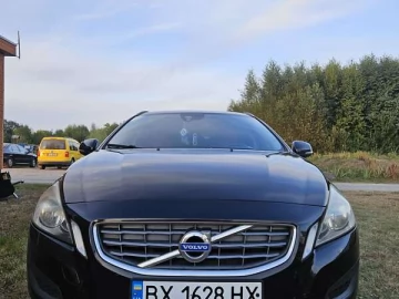 Авто Volvo V60 2011 № 7423277