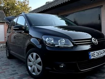 Авто Volkswagen Touran 2012 № 7423301