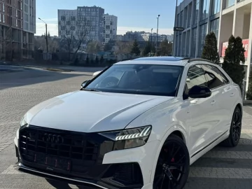 Авто Audi Q8 2020 № 7423398