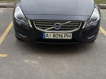 Авто Volvo V60 2012 № 7424050