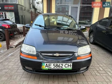 Авто Chevrolet Aveo 2004 № 7424155