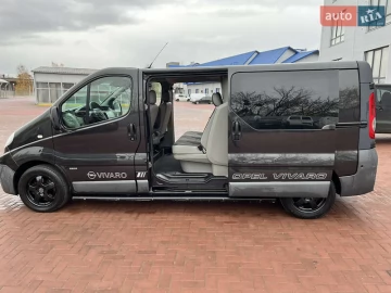 Авто Opel Vivaro 2011 № 7424259