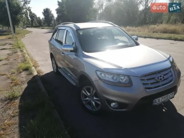 Авто Hyundai Santa Fe 2010 № 7424333