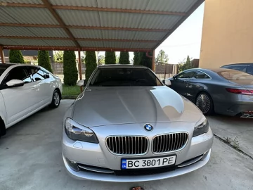 Авто BMW 5 Series 2012 № 7424473