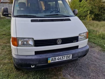 Авто Volkswagen Transporter 2000 № 7424992