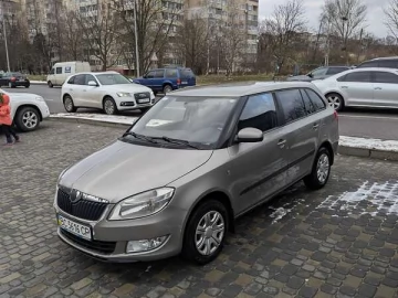 Авто Skoda Fabia 2012 № 7425005