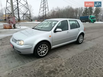 Авто Volkswagen Golf 2003 № 7425355