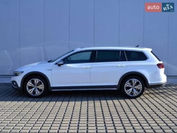 Авто Volkswagen Passat Alltrack 2020 № 7425476