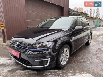 Авто Volkswagen E-Golf 2015 № 7425782