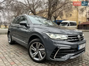 Авто Volkswagen Tiguan 2021 № 7426084