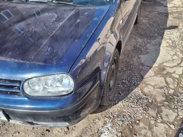 Авто Volkswagen Golf 2002 № 7426097