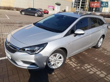 Авто Opel Astra 2019 № 7426337