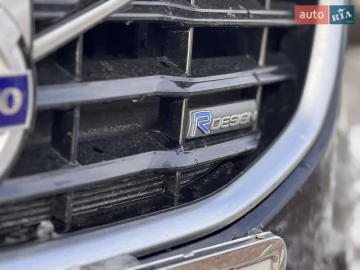 Авто Volvo V40 2013 № 7426347