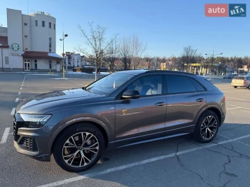 Авто Audi Q8 2020 № 7426478