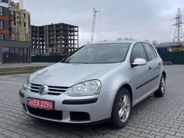 Авто Volkswagen Golf 2004 № 7426535